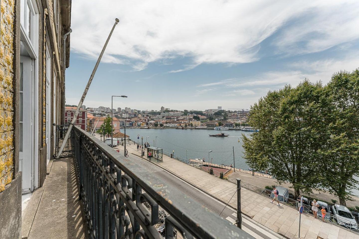 Guestready - Innvict Hotel Porto Exterior photo
